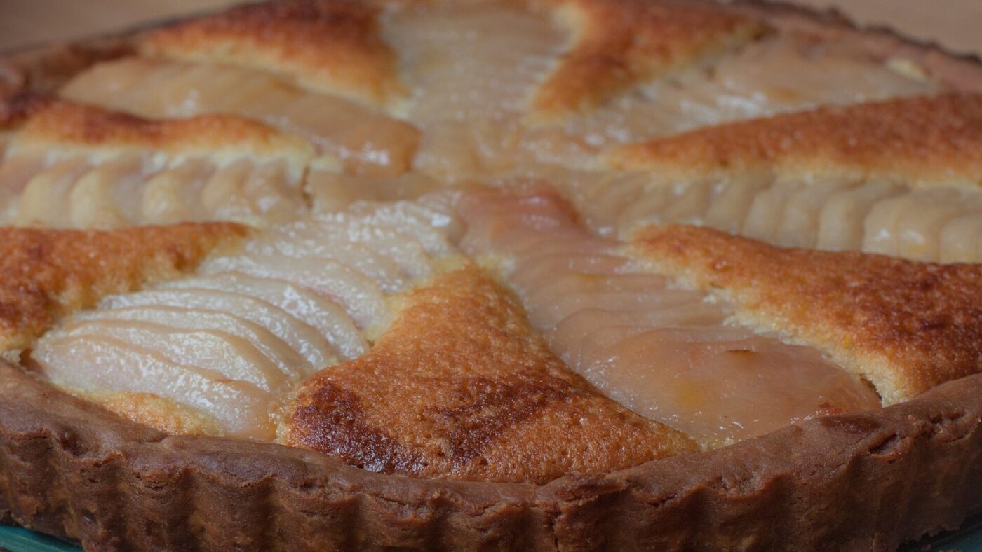 Migdolų ir kriaušių pyragas (Frangipane)